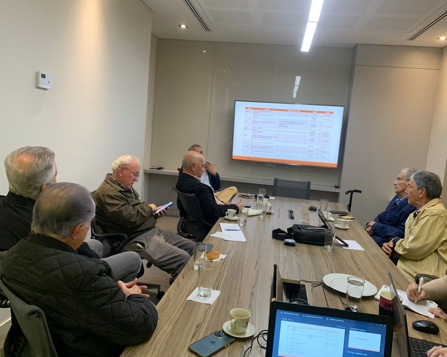 Comisión de Expresidentes de la SAI se reunió para acompañar la proyección institucional del gremio